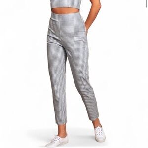 NWT Lulus “Follow the Sun” Gingham Cropped Pants - Size M